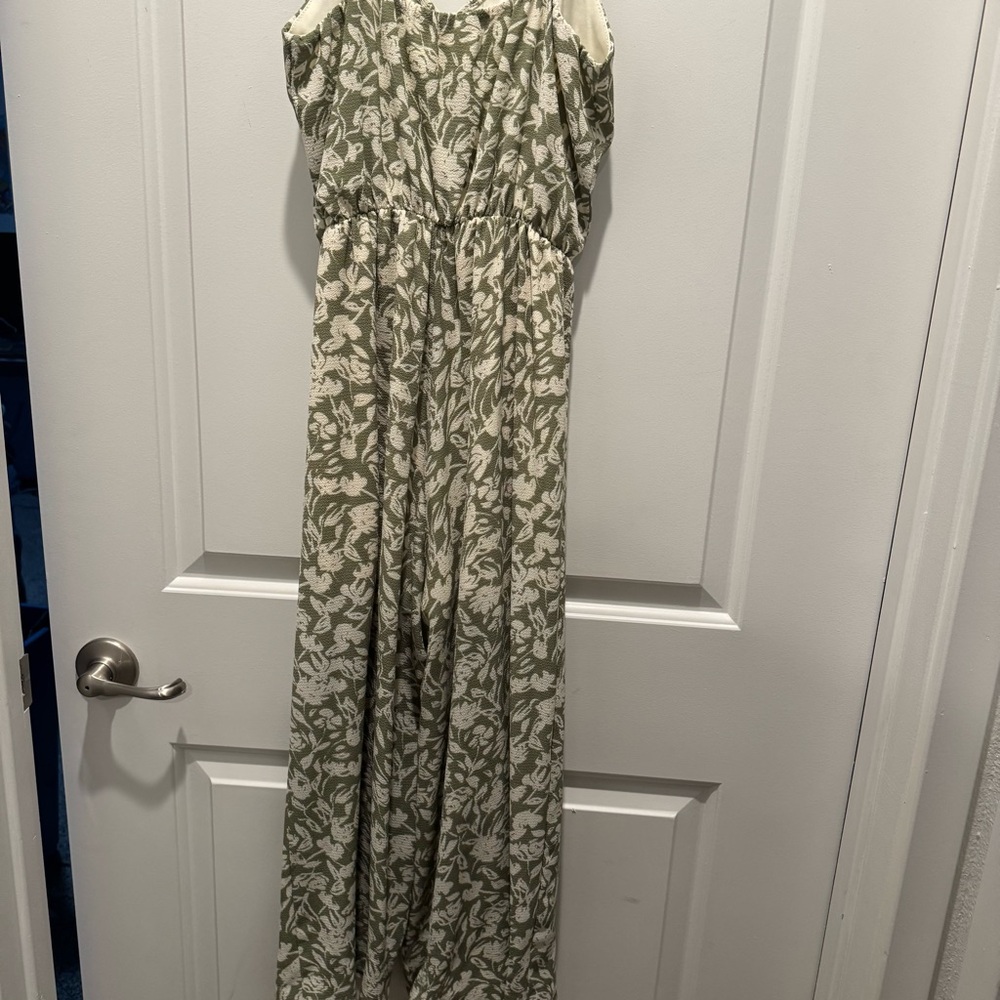 Everly cream and olive green patterned jumpsuit - Picture 6 of 7